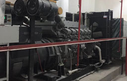 200Kw�ϲ�l(f��)늙C(j��)�M�{(di��o)ԇ�F(xi��n)��(ch��ng)